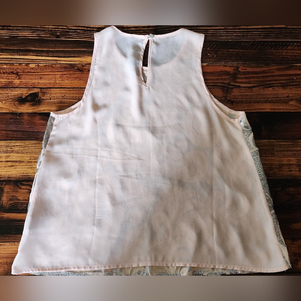 One Clothing Blush & Silver Sequenced Sleeveless Blouse Sz SM - Picture 2 of 6